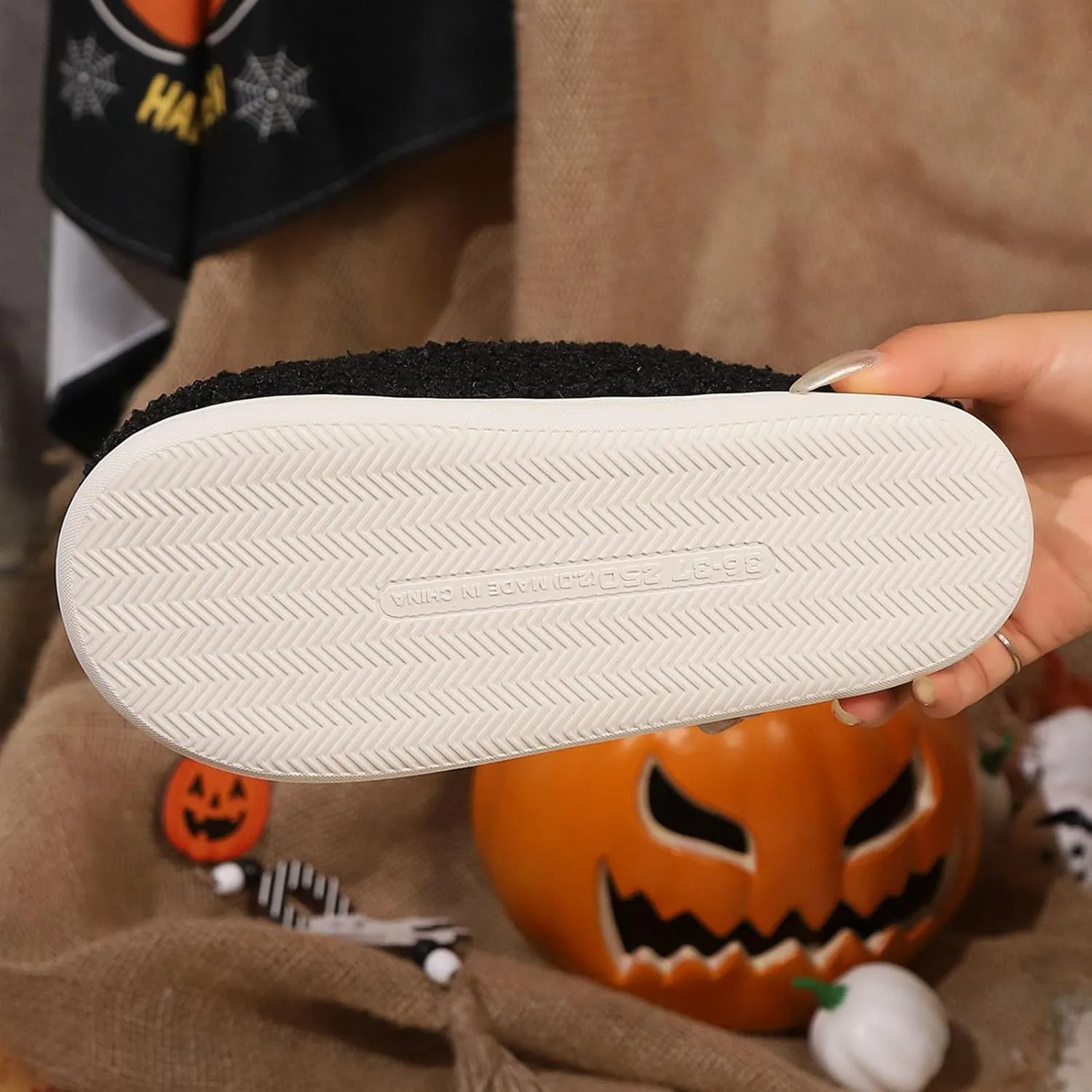 Cathalem Halloween Slippers for Women Retro Cozy Comfy Plush Warm Fur Lined House Slippers Lightweight Fuzzy Slip-on Shoes